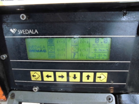 รถปูยาง Demag / Dynapac รุ่น DF115P ปี 2005 เครื่อง DEUTZ หม้อน้ำ นำเข้าจากญี่ปุ่น ถึงไทยเร็ว ๆ นี้ครับ รถปูยาง Demag / Dynapac รุ่น DF115P ปี 2005 เครื่อง DEUTZ หม้อน้ำ นำเข้าจากญี่ปุ่น ถึงไทยเร็ว ๆ นี้ครับ