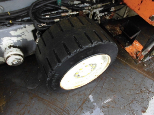 รถปูยาง Demag / Dynapac รุ่น DF115P ปี 2005 เครื่อง DEUTZ หม้อน้ำ นำเข้าจากญี่ปุ่น ถึงไทยเร็ว ๆ นี้ครับ รถปูยาง Demag / Dynapac รุ่น DF115P ปี 2005 เครื่อง DEUTZ หม้อน้ำ นำเข้าจากญี่ปุ่น ถึงไทยเร็ว ๆ นี้ครับ