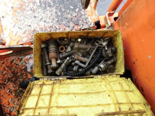 รถปูยาง Demag / Dynapac รุ่น DF115P ปี 2005 เครื่อง DEUTZ หม้อน้ำ นำเข้าจากญี่ปุ่น ถึงไทยเร็ว ๆ นี้ครับ รถปูยาง Demag / Dynapac รุ่น DF115P ปี 2005 เครื่อง DEUTZ หม้อน้ำ นำเข้าจากญี่ปุ่น ถึงไทยเร็ว ๆ นี้ครับ