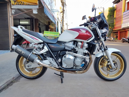 ขายคับ HONDA CB1300 ปี2005 หัวฉีด กุญแจชิฟ สีสวย ท่อแต่งสแตนเลสทั้งเส้น แฮนด์บาร์ กันล้ม ชิวหน้า อินวอยส์ สรรพสามิตร ราคา 149000 บาท ส่งได้ทั่วไทยคับ สนใจติดต่อ 081-0578282 FACEBOOK ชาญณรงค์ ป๊อป ชัยอมฤต ไอดีไลน์ POPBIGBIKESAKON คับ สนใจรถสวย ถูก ดี ต้อง