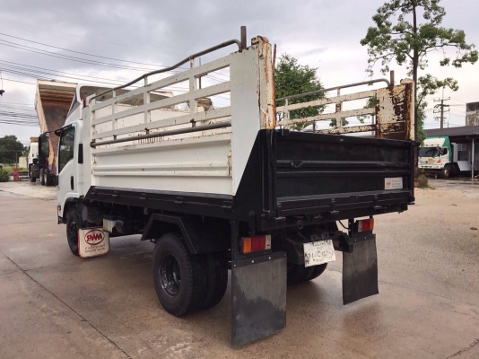 ขายหกล้อ NPR 150 ปี. 51