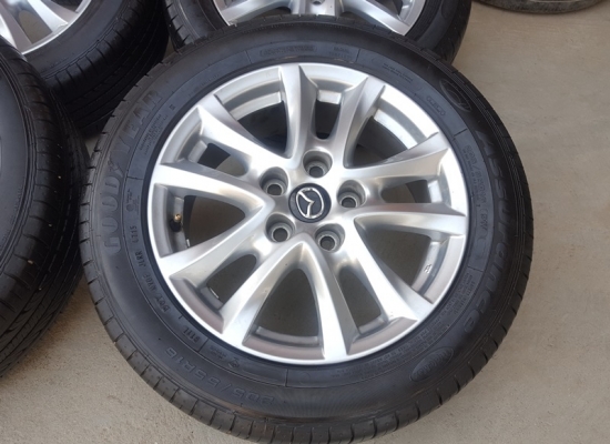 ขายล้อMAZDA 3 New 16 ยางปี15 4 ล้อ