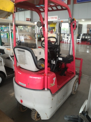 ขายโฟล์กลิฟท์ไฟฟ้า TOYOTA 3FB7 เก่านอก ราคาถูก