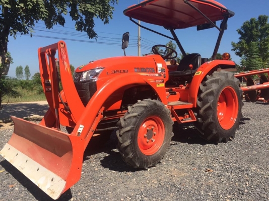 ขายรถไถคูโบต้า L36088 สวยๆ พร้อมอุปกรณ์ ดันดินหน้าและผานพรวน ขายราคา 298,000 บาท สนใจโทร 0819136451 ขอดูภาพเพิ่มเติมทางline:id bow6451 #บริการจัดส่งฟรีทั่วประเทศจร้า