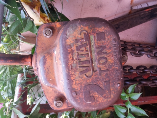 รอกชักยี่ห้อ VETALขนาด 2ตัน