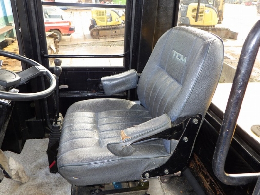 ขายรถตัก TCM 835-2