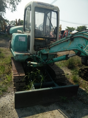 ขายรถขุดเล็ก KOMATSU PC30-7 เก่านอก รถใช้งานได้ปกติ ขายตามสภาพ ลดราคากันสุดๆไปเลย