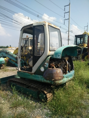 ขายรถขุดเล็ก KOMATSU PC30-7 เก่านอก รถใช้งานได้ปกติ ขายตามสภาพ ลดราคากันสุดๆไปเลย