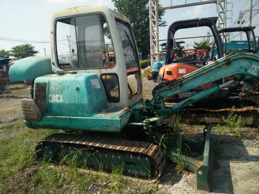 ขายรถขุดเล็ก KOMATSU PC30-7 เก่านอก รถใช้งานได้ปกติ ขายตามสภาพ ลดราคากันสุดๆไปเลย