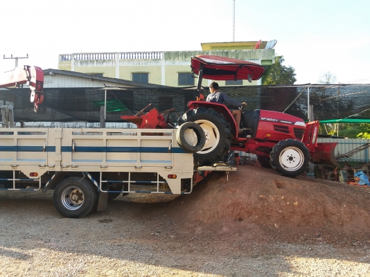 ปัญญาแทรคเตอร์ จัดให้ครับ ยันม่า EF494T ใบมีดคานล่างพร้อมโรตาลี่โชคชัย1.8ม. สภาพเดิมๆพร้อมใช้ จัดส่ง อ.กุฉินารายณ์ จ.กาฬสิน