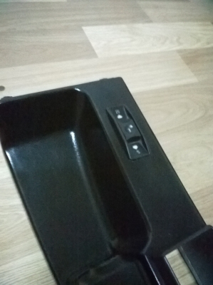 ขายชุดคอนโซนเบรคมือ e30 ของครบตามรูป สภาพokไม่แตกหัก ราคา900 โทร0924462525โส กทม