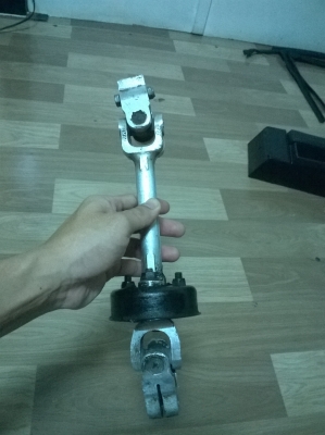 ขายยอยพวงมาลัยธรรมดา e30  สภาพok ราคา900 โทร0924462525โส กทม