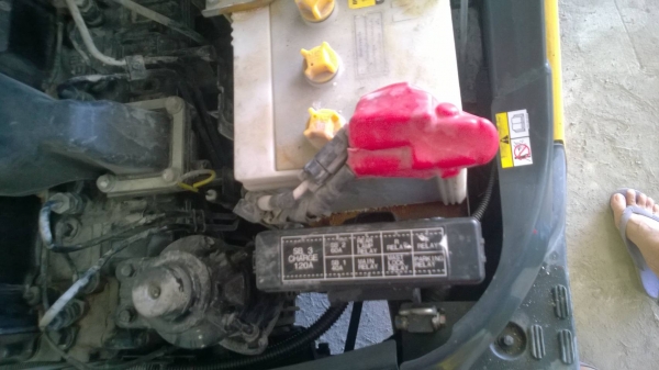 ขายรถยก โคมัสสุ 3 ตัน / ยกสูง 3 เมตร / งายาว 1070 ม.ม. ( ซื้อมาป้ายแดงครับใช้งานมือเดียว )