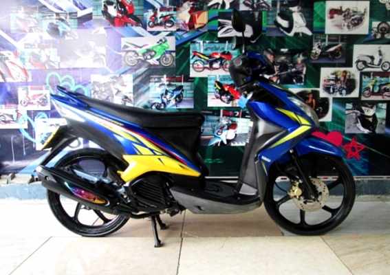 mio125 RR สีนํ้าเงินเหลือง ล้อแมกซ์ เครื่องเดิมๆ ระบบคาบูร์ แถม 3 รายการ 15900 mio125 RR สีนํ้าเงินเหลือง ล้อแมกซ์ เครื่องเดิมๆ ระบบคาบูร์ แถม 3 รายการ 15900
