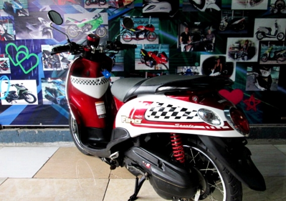 Fino สีขาวแดง เกย์แยก เครื่องยนต์เดิมๆ แถม 3 รายการ 19900