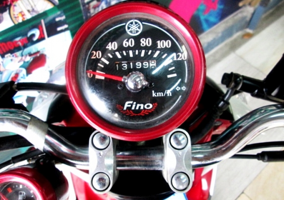 Fino สีขาวแดง เกย์แยก เครื่องยนต์เดิมๆ แถม 3 รายการ 19900
