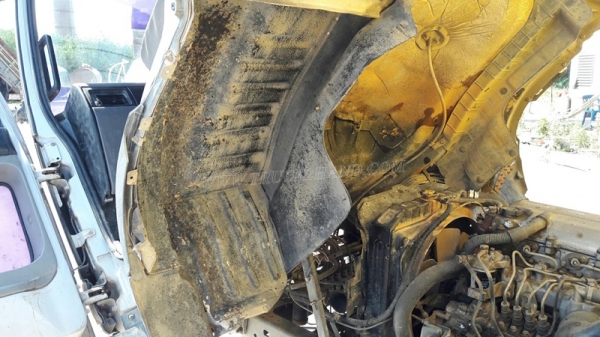 HINO 6 ล้อ FB4J 140 แรงม้า  ปีจดทะเบียน 2540