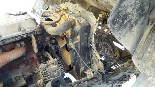 HINO 6 ล้อ FB4J 140 แรงม้า  ปีจดทะเบียน 2540