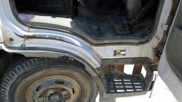 HINO 6 ล้อ FB4J 140 แรงม้า  ปีจดทะเบียน 2540