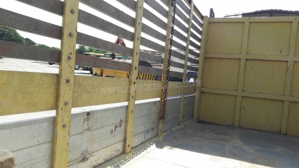 HINO 6 ล้อ FB4J 140 แรงม้า  ปีจดทะเบียน 2540