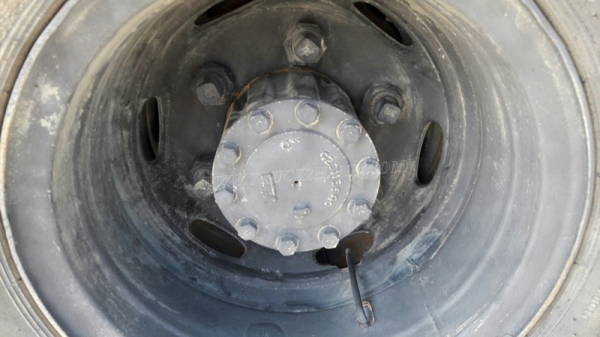 HINO 6 ล้อ FB4J 140 แรงม้า  ปีจดทะเบียน 2540