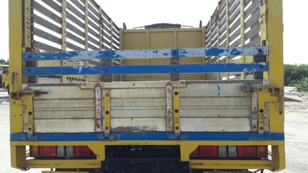 HINO 6 ล้อ FB4J 140 แรงม้า  ปีจดทะเบียน 2540