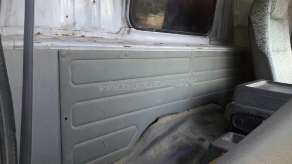 HINO 6 ล้อ FB4J 140 แรงม้า  ปีจดทะเบียน 2540