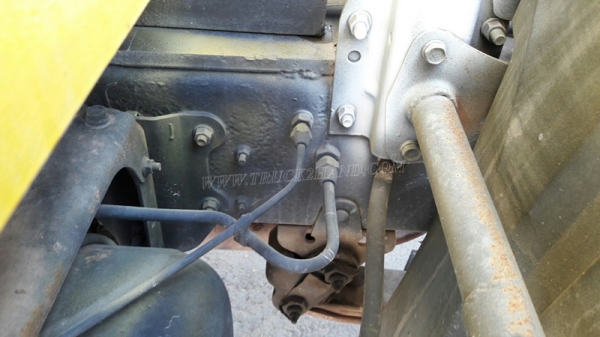 HINO 6 ล้อ FB4J 140 แรงม้า  ปีจดทะเบียน 2540