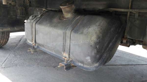 HINO 6 ล้อ FB4J 140 แรงม้า  ปีจดทะเบียน 2540