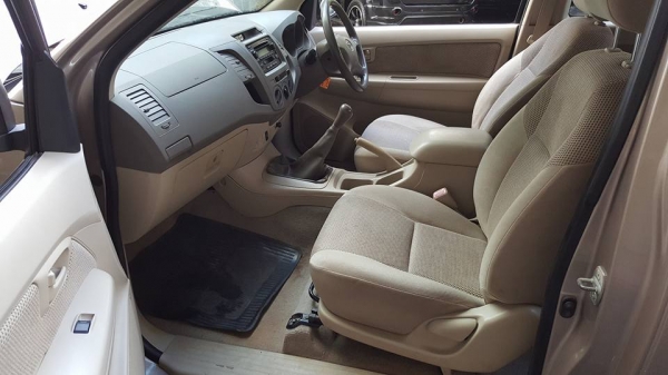 TOYOTA vigo cap 3.0G ดีเซล ตัวTOP เกียร์ธรรมดา แอร์แบค ABS เดิมสุดๆ