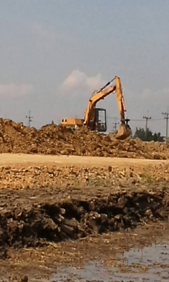 KOMATSU   120  รถตามภาพ ( (อยู่ สมุทรสาคร  )) พร้อมใช้งาน   ราคา  350,000  บาท