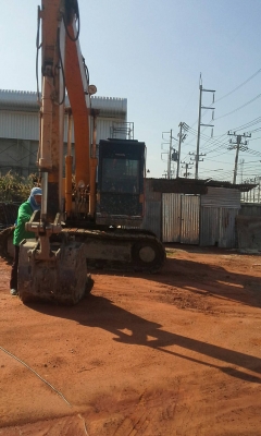 KOMATSU   120  รถตามภาพ ( (อยู่ สมุทรสาคร  )) พร้อมใช้งาน   ราคา  350,000  บาท