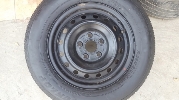 ขายล้อกะทะกะบะ  5รู 6นิ้ว ยาง205/65/15 4 ล้อ