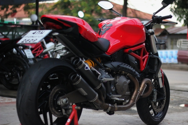 <เอิร์ท พิดโลก> Ducati 821 performance