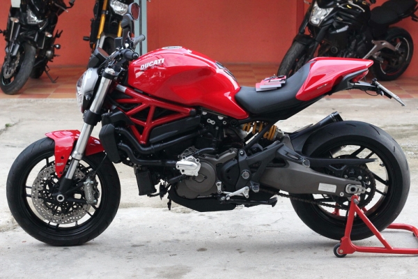 <เอิร์ท พิดโลก> Ducati 821 performance