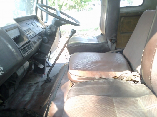 ขายด่วนถูกๆหกล้อ หัวเดิม ครัชซีเดิม เครื่องเดิมหน้ากากทอง ของห้างแท้ๆรถสวยเดิมๆ ยาว 7 เมตรครึ่ง พร้อมใช้งาน Hino FF177 KA เครื่อง EH700  ซื้อไปไม่ต้องทำอะไร ใช้งานได้เลย