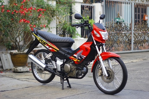 ขาย โซนิค start มือ ไมล์ขาว เดิมๆ สีแดง  รถมือเดียว