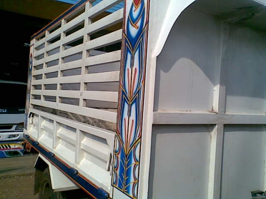 ขายรถดั๊มเกษตร 6 ล้อเล็ก ยี่ห้อ NISSAN พร้อมทะเบียน พร้อมโอน