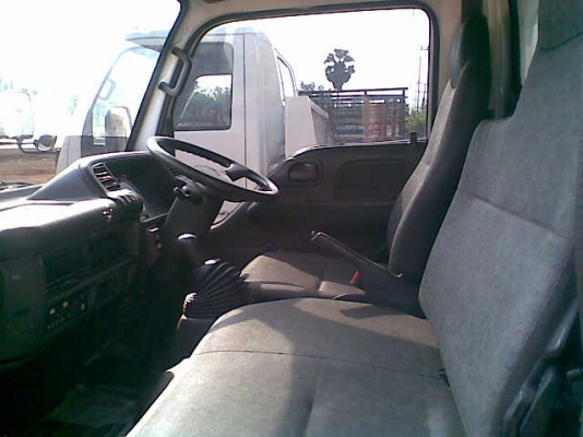 ขายรถดั๊มเกษตร 6 ล้อเล็ก ยี่ห้อ NISSAN พร้อมทะเบียน พร้อมโอน