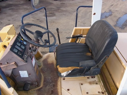 รถตักล้อยาง  WA100-1-34060  ชั่วโมงน้อย  ซีเรียลสูงมาก  กำลังเดินทางเข้าไทย  โทร.081-373-0059