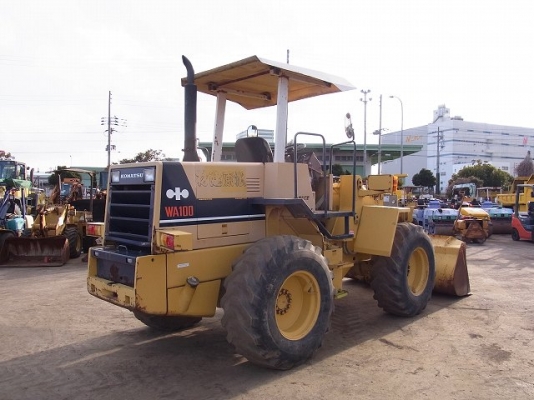 รถตักล้อยาง  WA100-1-34060  ชั่วโมงน้อย  ซีเรียลสูงมาก  กำลังเดินทางเข้าไทย  โทร.081-373-0059