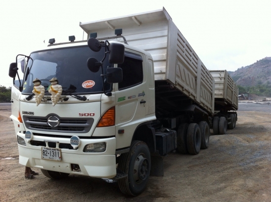 HINO MEGA Serie 500 - 380 HP EURO2 ปลายปี 51 รถพ่วงแม่+ลูก กระบะดั๊มพ์เหล็ก 12 ตันของสามมิตรลอนเฉียงสภาพอย่างสวยทั้งแม่ทั้งลูก ลูก 3 คานดั๊มพ์ความยาว 6.50 เมตร เครื่องดี ภายในเก๋งสวยครบ เครื่องเสียง แอร์ พ.เพาเวอร์ ก.ไฟฟ้า เบรคทริ๊ปฟี้ครบครัน ช่วงล่างแน่น HINO MEGA Serie 500 - 380 HP EURO2 ปลายปี 51 รถพ่วงแม่+ลูก กระบะดั๊มพ์เหล็ก 12 ตันของสามมิตรลอนเฉียงสภาพอย่างสวยทั้งแม่ทั้งลูก ลูก 3 คานดั๊มพ์ความยาว 6.50 เมตร เครื่องดี ภายในเก๋งสวยครบ เครื่องเสียง แอร์ พ.เพาเวอร์ ก.ไฟฟ้า เบรคทริ๊ปฟี้ครบครัน ช่วงล่างแน่น
