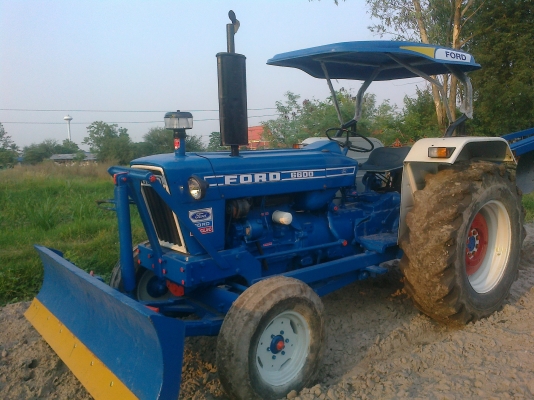 ขายรถไถ FORD6600 T5 แท้เต็มตัว ขายรถไถ FORD6600 T5 แท้เต็มตัว