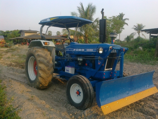 ขายรถไถ FORD6600 T5 แท้เต็มตัว ขายรถไถ FORD6600 T5 แท้เต็มตัว