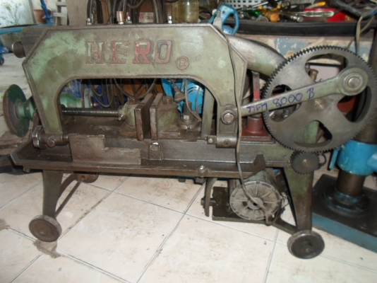 แท่นเลื่อย HERO 8,000 พร้อมใช้ ด่วน !!!!!! แท่นเลื่อย HERO 8,000 พร้อมใช้ ด่วน !!!!!!