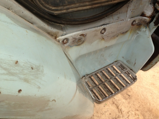 ISUZU ROCKY FVM 175 HP 6BG1 รถหางปลาสิบล้อเพลาเดียว สภาพสวยดีพร้อมใช้งาน มีหางไฮดรอลิกส์ขึ้นรถเกี่ยวให้พร้อม เครื่องแห้งแรงดีมากครับ ภายในเก๋งสวยอุปกรณ์ภายในครบครัน พวงมาลัยเพาเวอร์ เบรคทริ๊ปฟี้ ช่วงล่างใหญ่คัชซีดี ยางสภาพดี 10 เส้นประมาณ 70\% พร้อมลากพร้อ ISUZU ROCKY FVM 175 HP 6BG1 รถหางปลาสิบล้อเพลาเดียว สภาพสวยดีพร้อมใช้งาน มีหางไฮดรอลิกส์ขึ้นรถเกี่ยวให้พร้อม เครื่องแห้งแรงดีมากครับ ภายในเก๋งสวยอุปกรณ์ภายในครบครัน พวงมาลัยเพาเวอร์ เบรคทริ๊ปฟี้ ช่วงล่างใหญ่คัชซีดี ยางสภาพดี 10 เส้นประมาณ 70\% พร้อมลากพร้อ