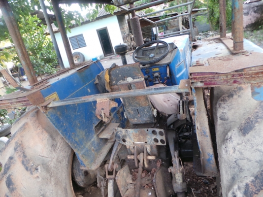 FORD NEWHOLLAND 80-66S มีหนังสือแจ้งจำหน่ายจากบริษัทค่ะ FORD NEWHOLLAND 80-66S มีหนังสือแจ้งจำหน่ายจากบริษัทค่ะ