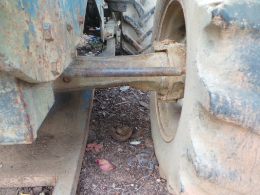 FORD NEWHOLLAND 80-66S มีหนังสือแจ้งจำหน่ายจากบริษัทค่ะ FORD NEWHOLLAND 80-66S มีหนังสือแจ้งจำหน่ายจากบริษัทค่ะ