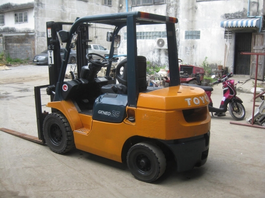 ขายรถยกFORKLIFT TOYOTA 7FGL25 E.5K 2.5TONพร้อมใช้งาน ขายรถยกFORKLIFT TOYOTA 7FGL25 E.5K 2.5TONพร้อมใช้งาน