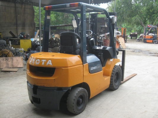ขายรถยกFORKLIFT TOYOTA 7FGL25 E.5K 2.5TONพร้อมใช้งาน ขายรถยกFORKLIFT TOYOTA 7FGL25 E.5K 2.5TONพร้อมใช้งาน